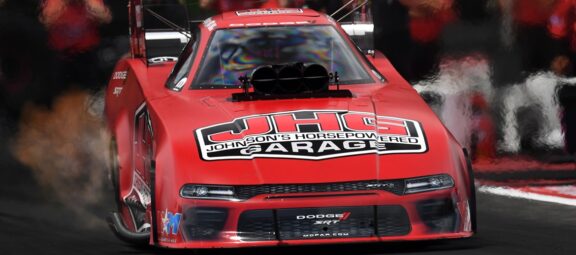 Hagan Advances to Funny Car Semifinals While Stewart Exits Early in Top Fuel at &#8216;Tricky&#8217; Track For Super Grip NHRA Thunder Valley Nationals