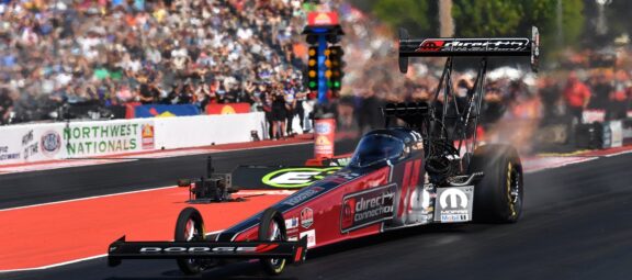 Tony Stewart Racing Direct Connection Dodge//SRT® Cars Exit Early in Short Day for Hagan, Stewart at NHRA Northwest Nationals