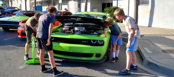 Escondido, California: Mopar<sub class="realign subscript">&reg;</sub> Vehicles Invade the Streets!