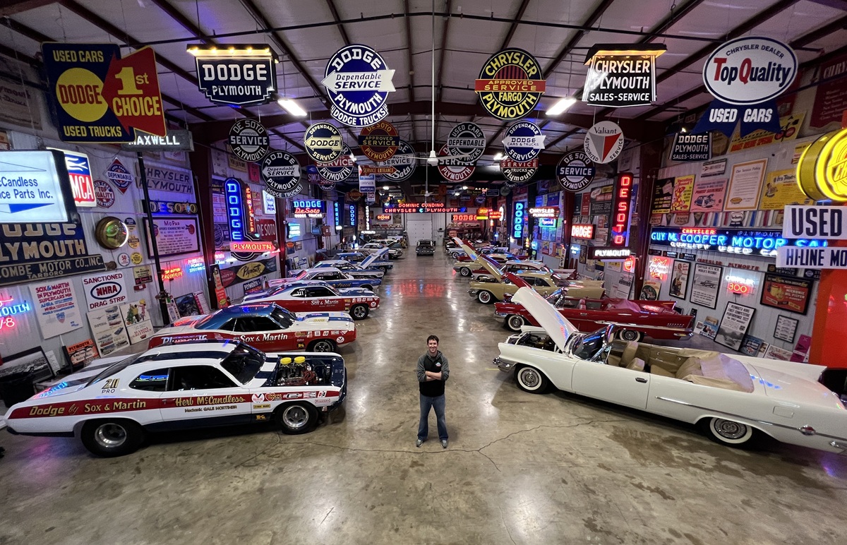 Sign of the Times | DodgeGarage, image size:1200x772
