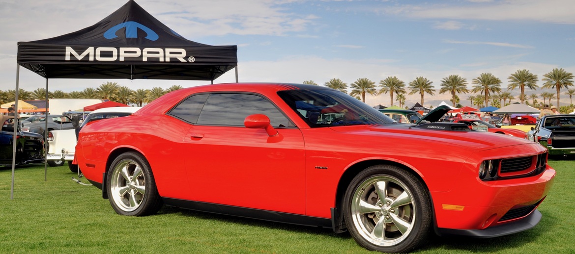 Mopar® Vehicles Gather in the Desert